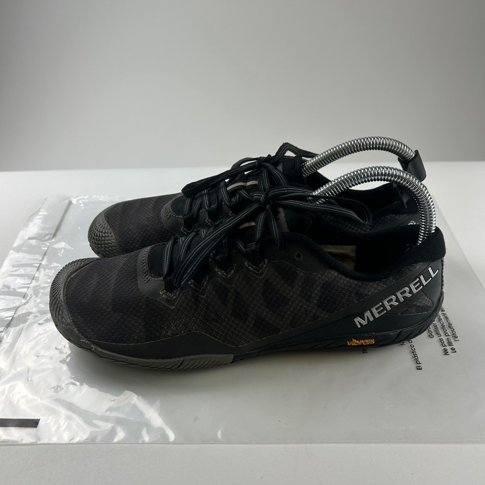Merrell WMNS 8 Vapor Glove 4 Athletic Barefoot Running Shoes Black Camo Vibram